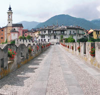 Camminiamo per la scuola